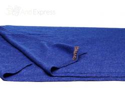 Синяя трикотажная шаль с цветные вкраплениями